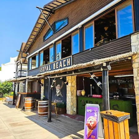 Mi Capricho, Beachfront 아파트 *