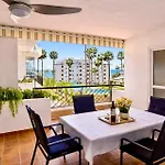 Apartment Mi Capricho, Beachfront *