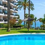 Mi Capricho, Beachfront Apartment