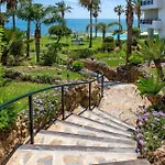 Mi Capricho, Beachfront Apartment Sitio de Calahonda
